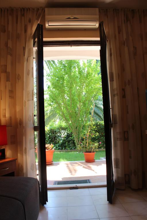Apartmani I Sobe Goca ヘルツェグ・ノヴィ エクステリア 写真