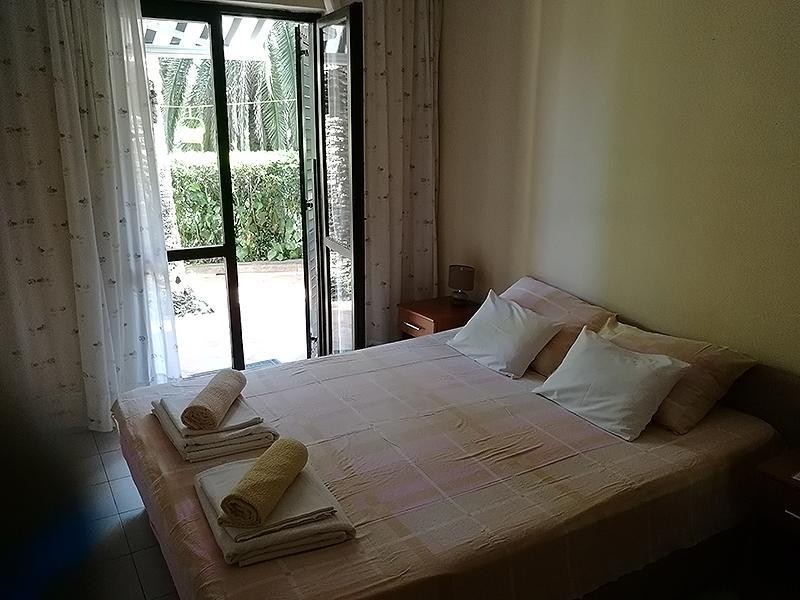 Apartmani I Sobe Goca ヘルツェグ・ノヴィ エクステリア 写真