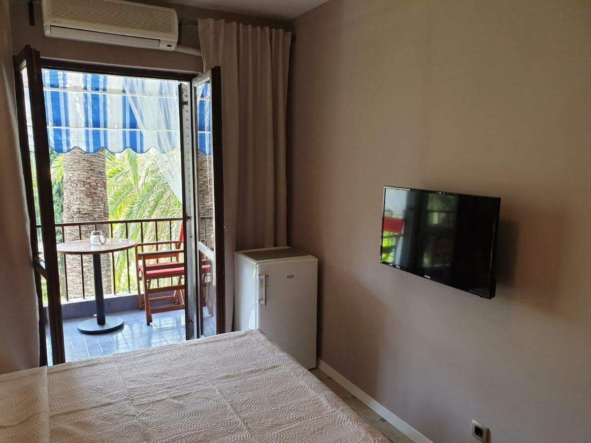 Apartmani I Sobe Goca ヘルツェグ・ノヴィ エクステリア 写真